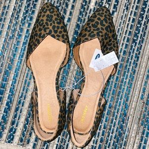 ✨🐆 Old Navy Canvas Leopard-Print D'Orsay Flats ✨🐆
